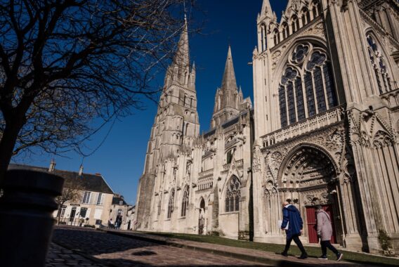 Cathédrale Notre-Dame de Bayeux, monument emblématique de la Normandie médiévale