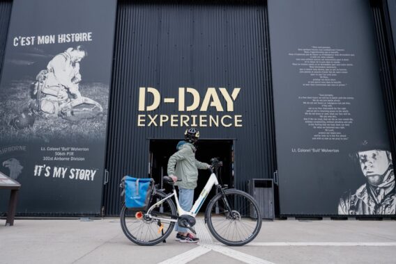 Entrée du musée D-Day Experience à Saint-Côme-du-Mont, près de Carentan