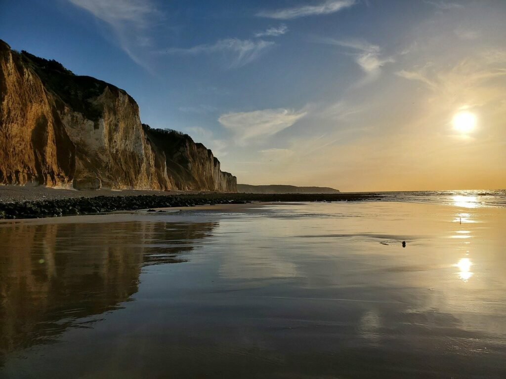 Couché de soleil sur la plage de Dieppe