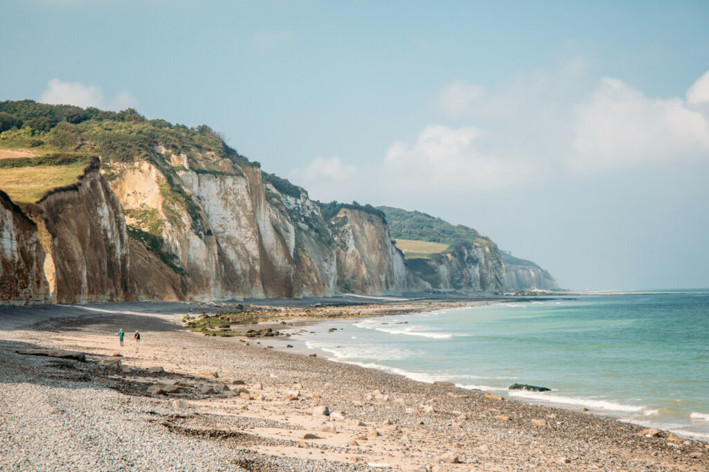 Plage et falaises à Pourville-sur-Mer, proche de Dieppe