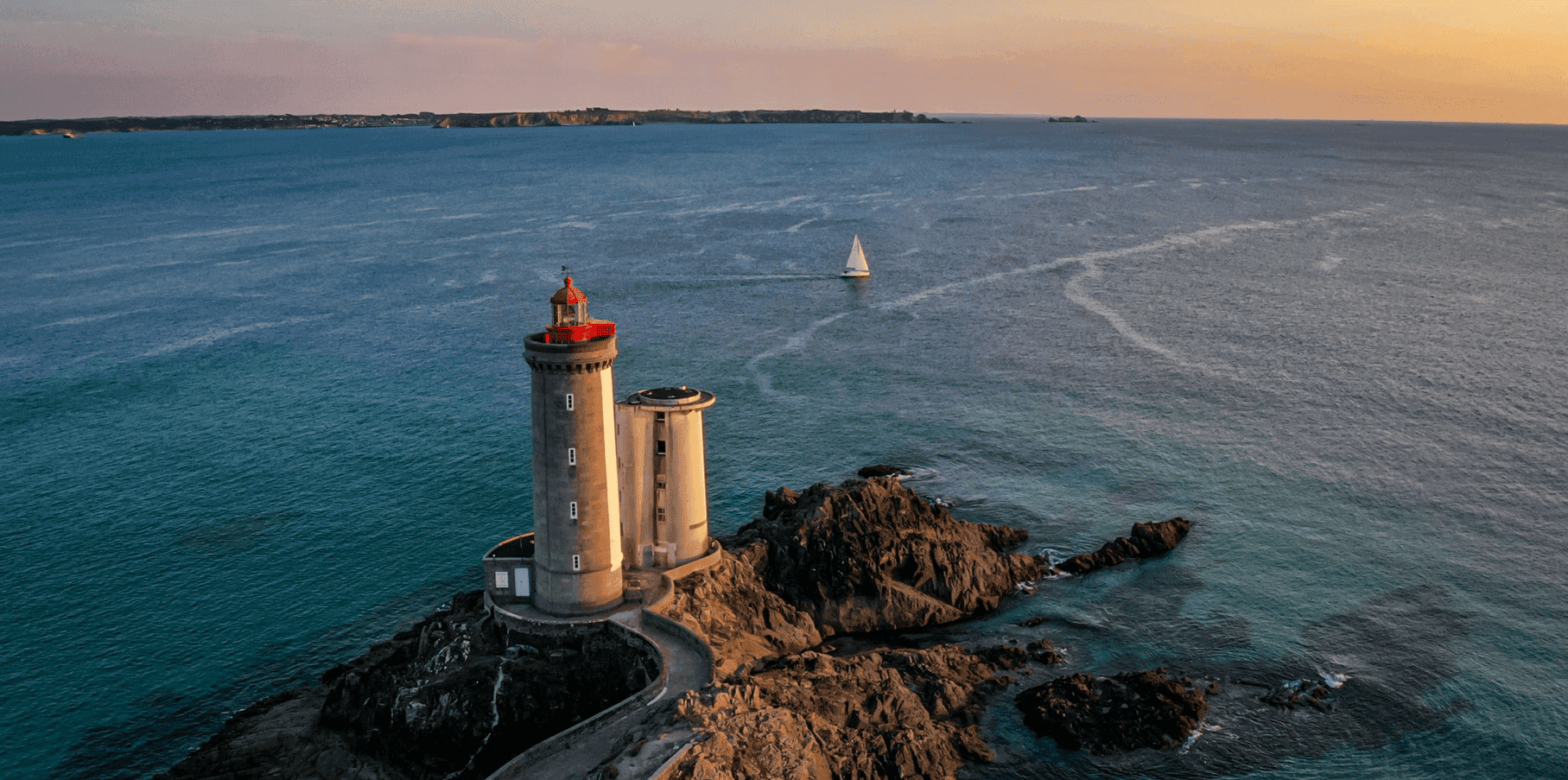 Photo du Phare du Petit Minou Bretagne. paysage cote bretonne