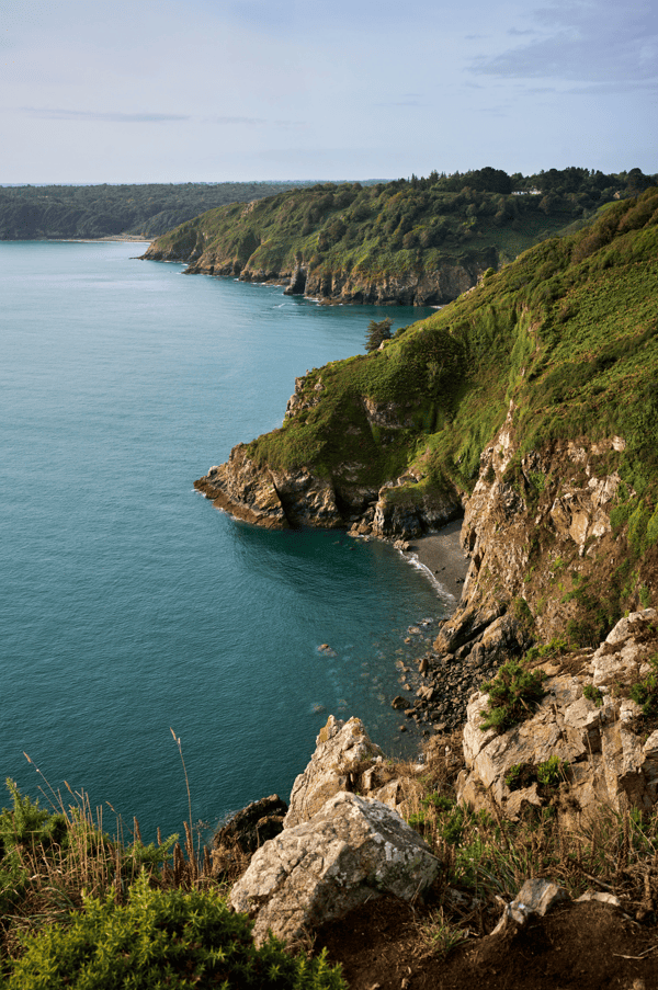 Photo des Falaises de Plouha Bretagne. paysage cote bretonne